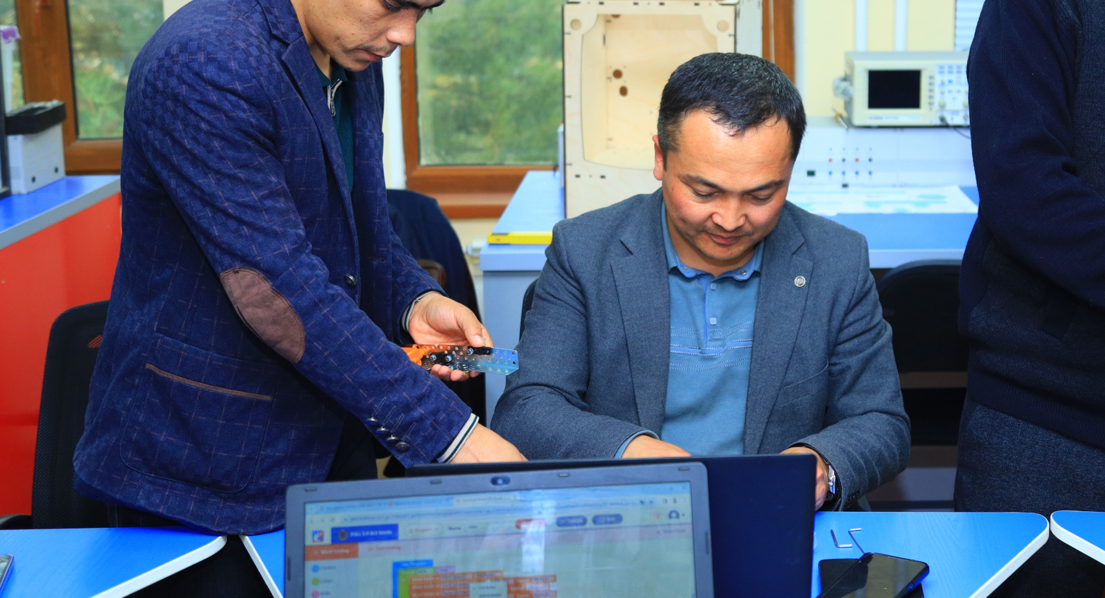 Liza Enn bilan porno videolarni tomosha qiling Qora ayollar kokrak fotosuratlari