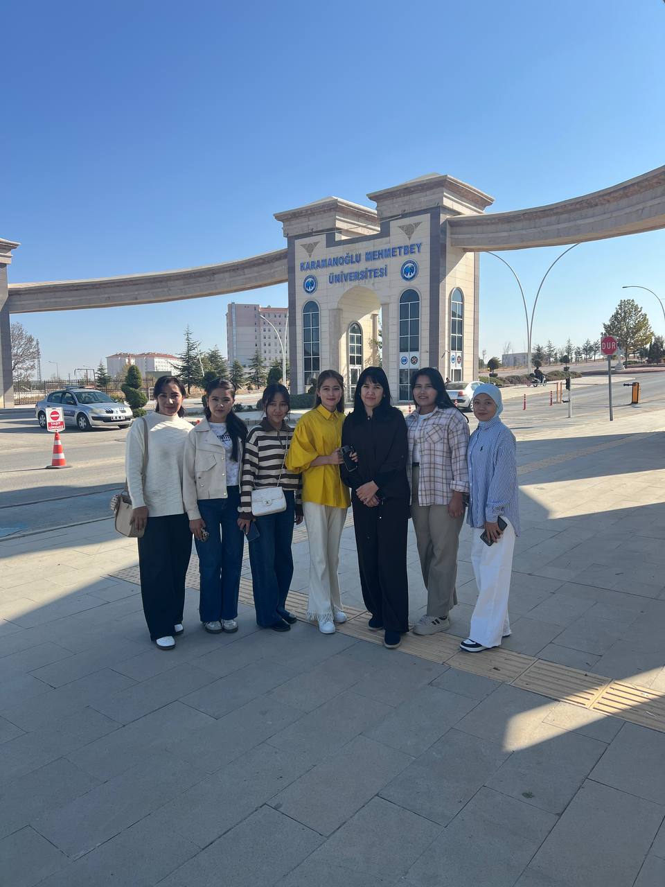 Xotinimning mast dosti bilan porno Sex Onlayn 3D formatida tomosha qiling