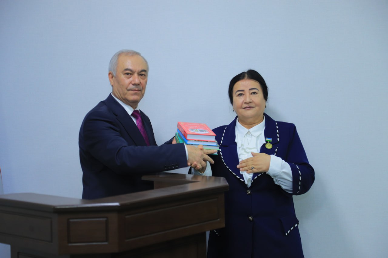 JDPUda “O‘zbek filologiyasining dolzarb masalalari” bo‘yicha Xalqaro ilmiy-amaliy anjuman o‘tkazildi.