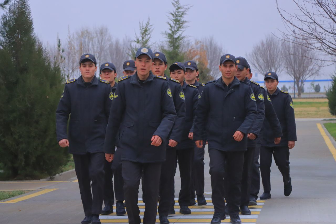 JDPU talabalari harbiy qismda o‘quv-amaliy mashg‘ulotlarda ishtirok etmoqda.