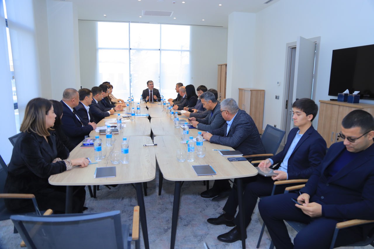 Jizzaxda pedagogika oliy ta’lim muassasalari prorektorlari kengashining 5-sonli yig‘ilishi bo‘lib o‘tmoqda.