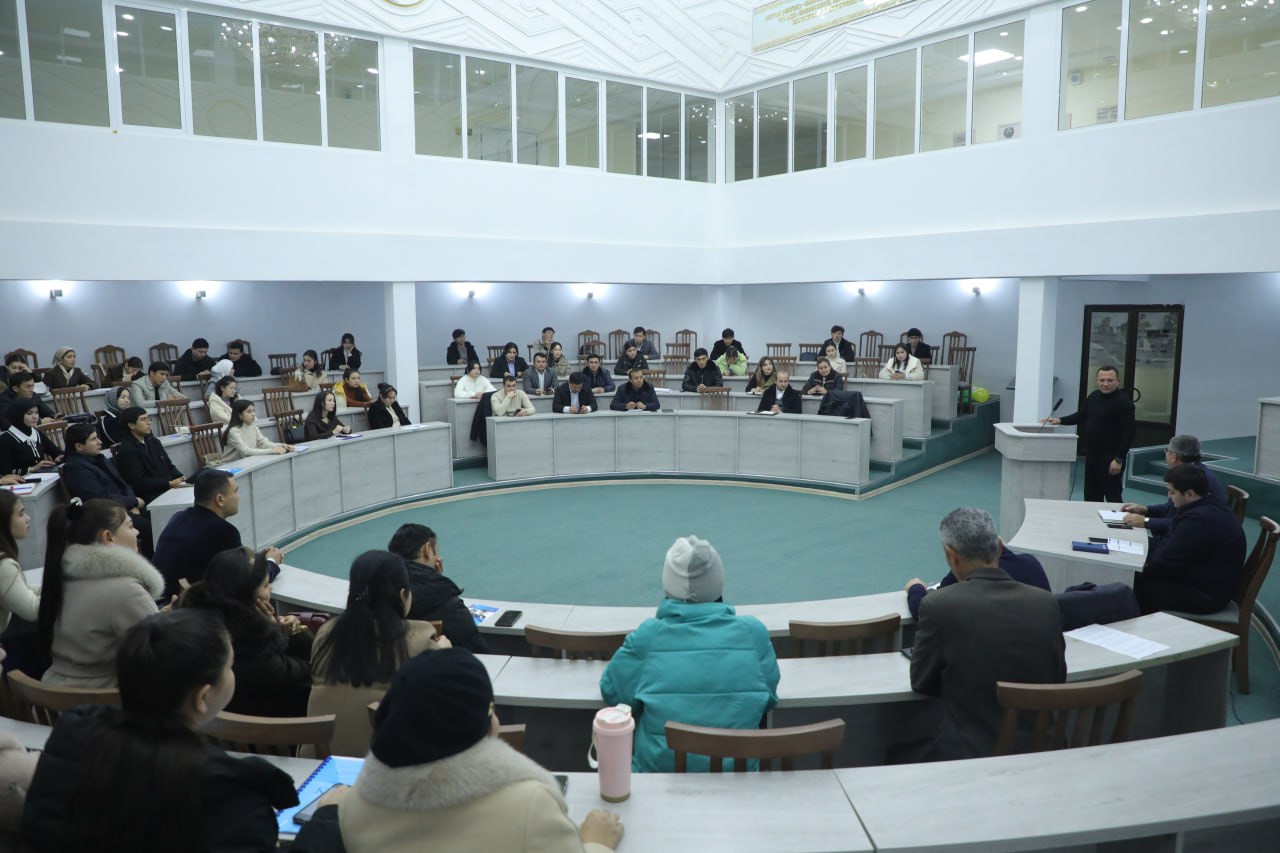 Jizzax davlat pedagogika universitetida bitiruvchi talabalarga ish beruvchilar bilan ochiq muloqot va amaliy seminar o‘tkazildi.
