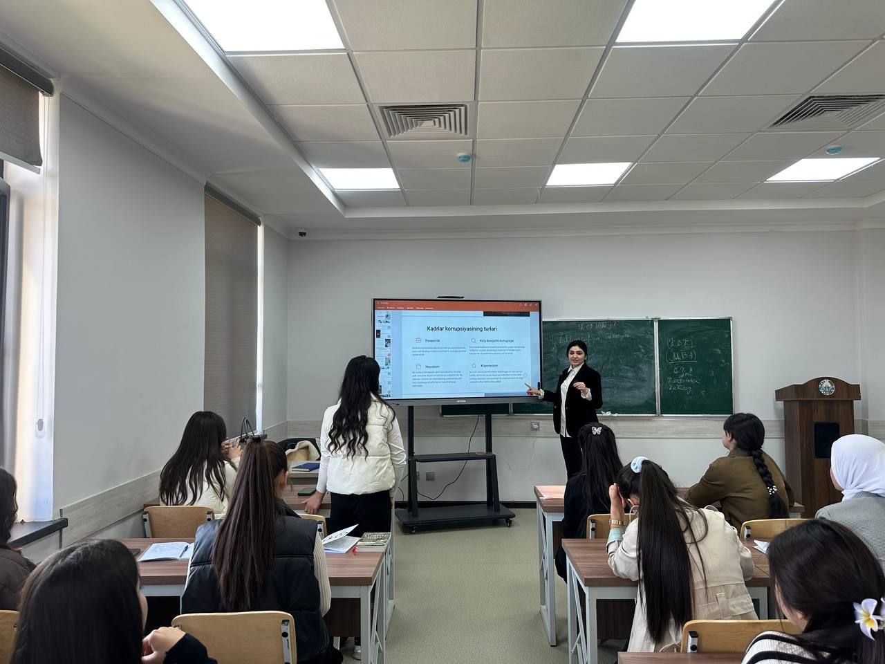 Filologiya fakulteti talabalari uchun korrupsiya va uning oldini olish bo‘yicha seminar-trening o‘tkazildi.