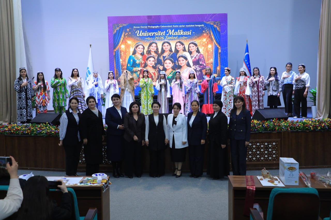 “Yoshlik fasli” milliy liboslar namoyishi doirasida universitet malikası aniqlandi.