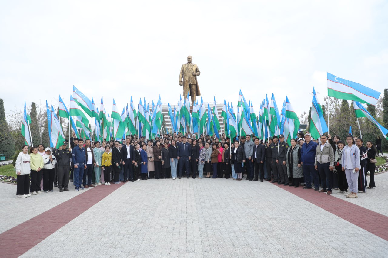 Jizzaxda Amir Temur tavalludining 690-yilligiga bag‘ishlangan tantanali saf yurishi o‘tkazildi.