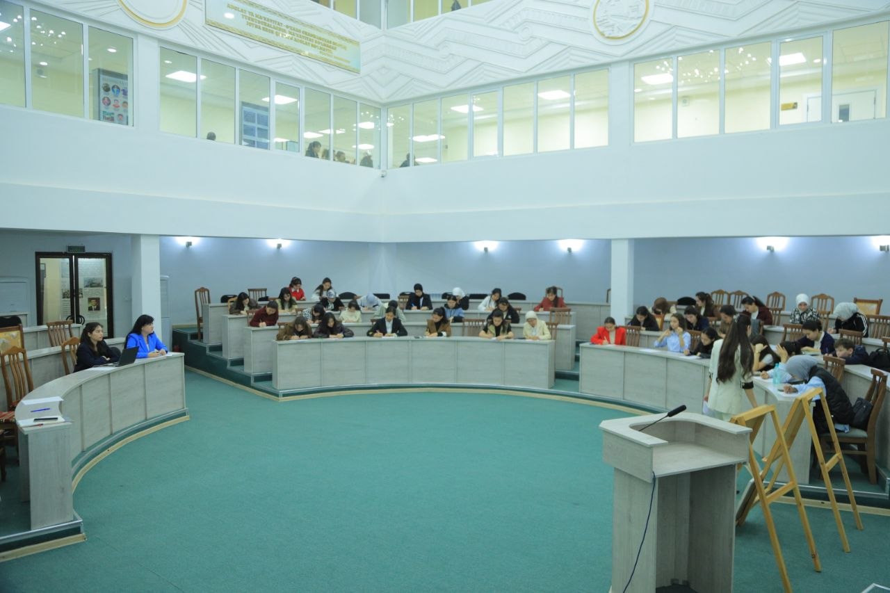 Jizzax davlat pedagogika universitetida navbatdagi Speaking Club bo‘lib o‘tdi!