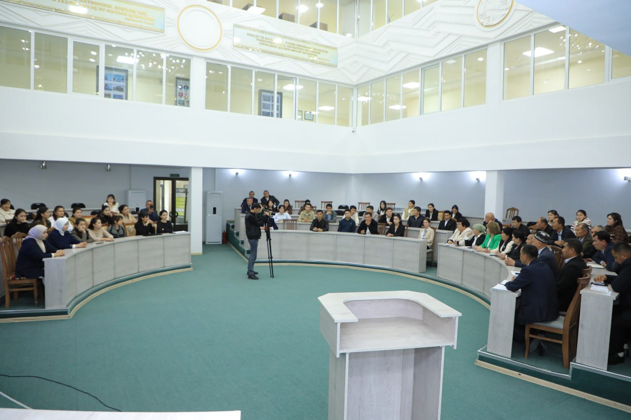 JDPUda bitiruvchi kurs talabalari bilan ochiq muloqot o‘tkazildi.