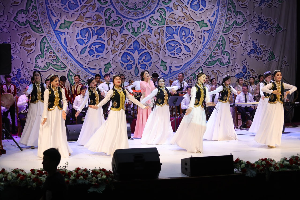 “San’atimiz sarhadlaridan sadolar” — jonli ijrodagi konsert dasturi yuqori saviyada o‘tkazildi