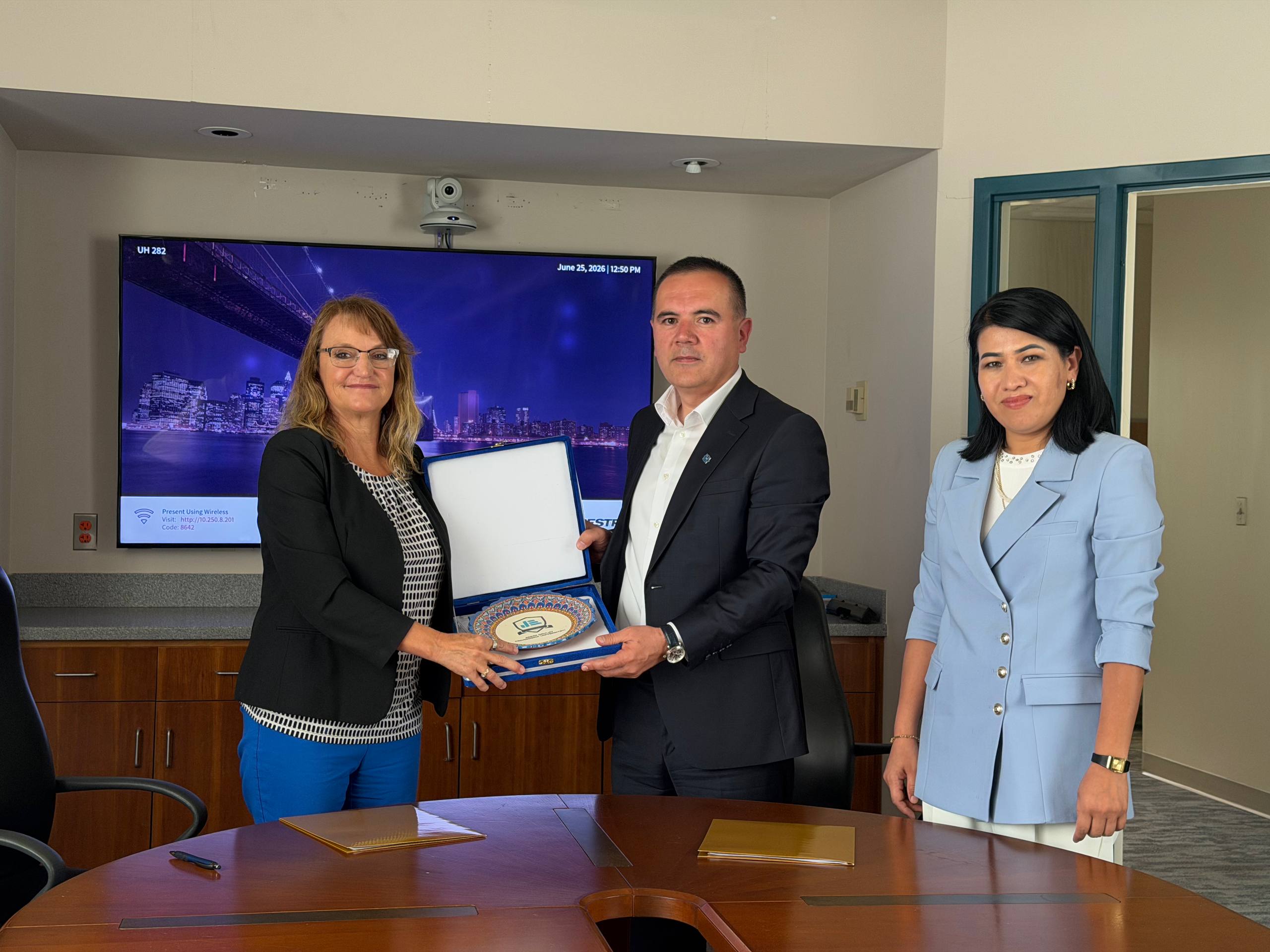 The JDPU Delegation Signed a Memorandum of Cooperation with Georgia TESOL in the United States