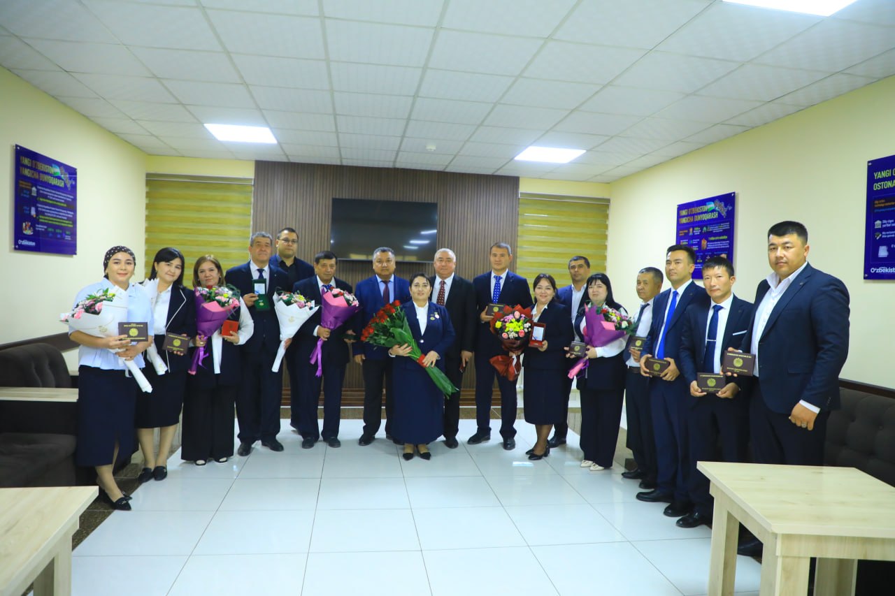 JDPU Kengashining navbatdagi majlisi taqdirlash marosimi bilan boshlandi